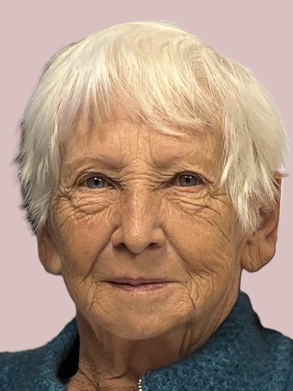 Mme Pauline Goguen