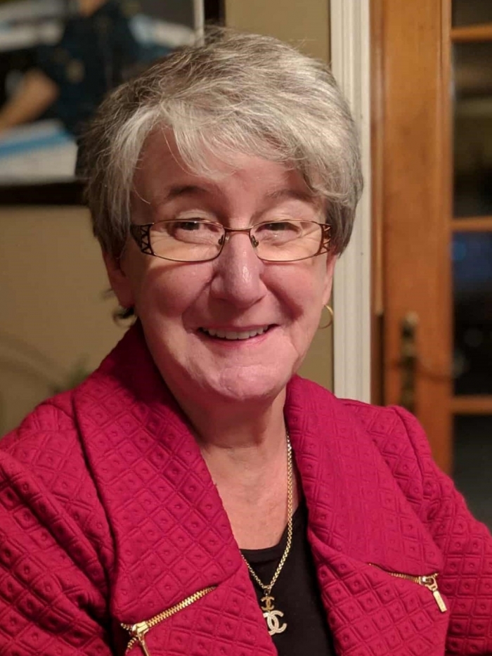 Mme Gisèle Courtemanche