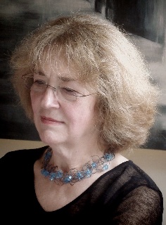 Mme Aline Simard Chatelois