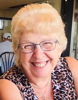 Mme Jeannine Tanguay